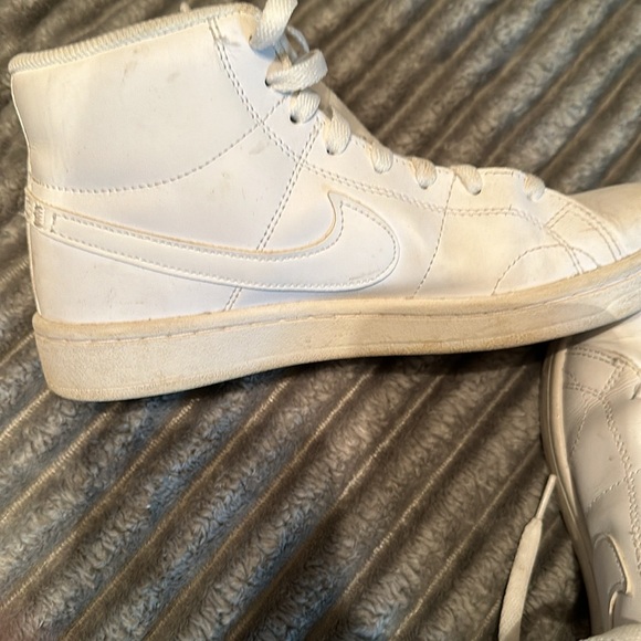 Nike Women's Court Royale 2 Mid Shoes Size 9 - Picture 6 of 10